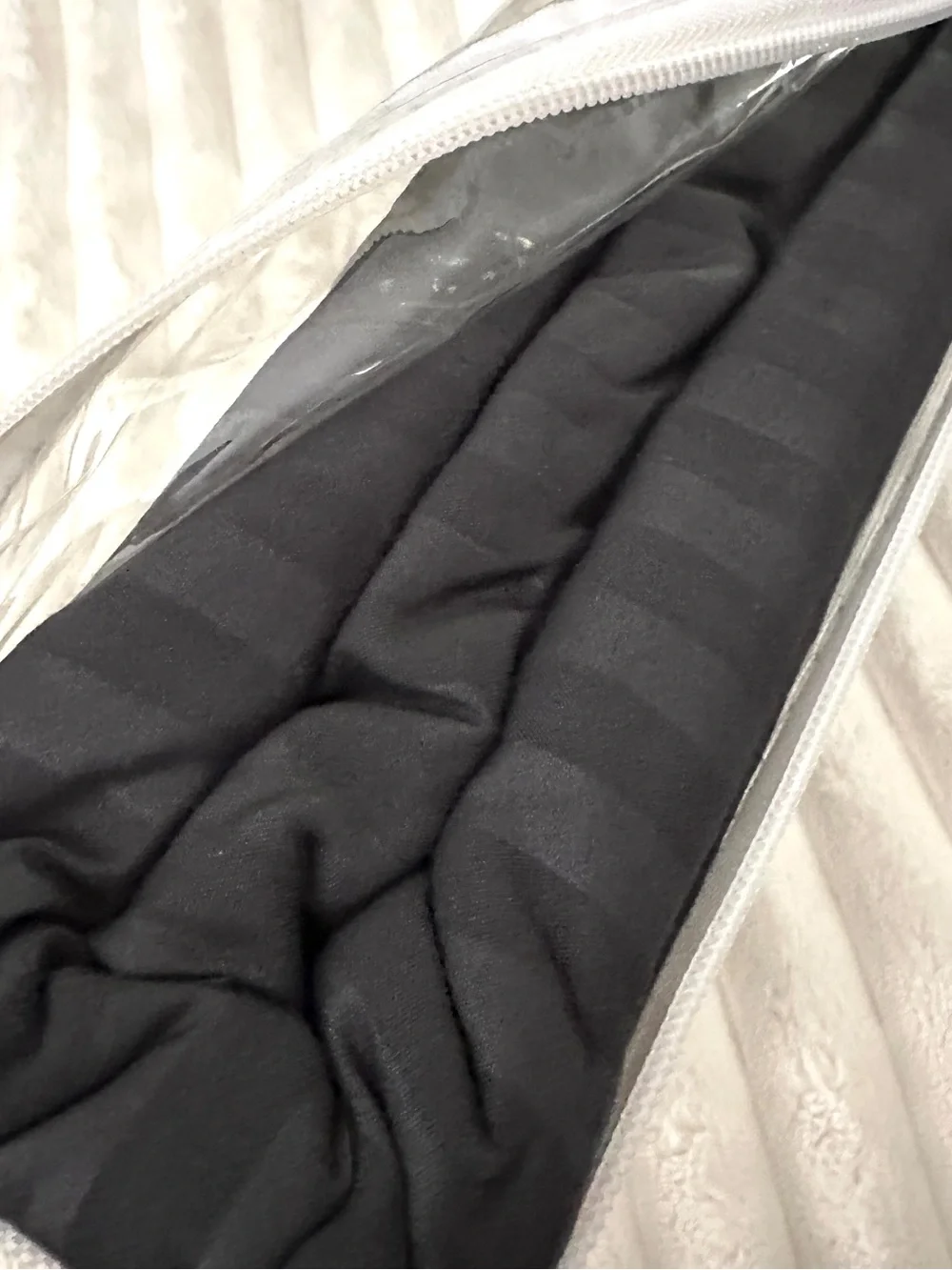 100% Cotton Sateen 400 Thread Count QUEEN sheet set Black Striped NEW NWT